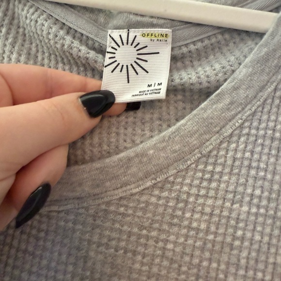 Medium Aerie Gray Long Sleeve - Picture 2 of 3